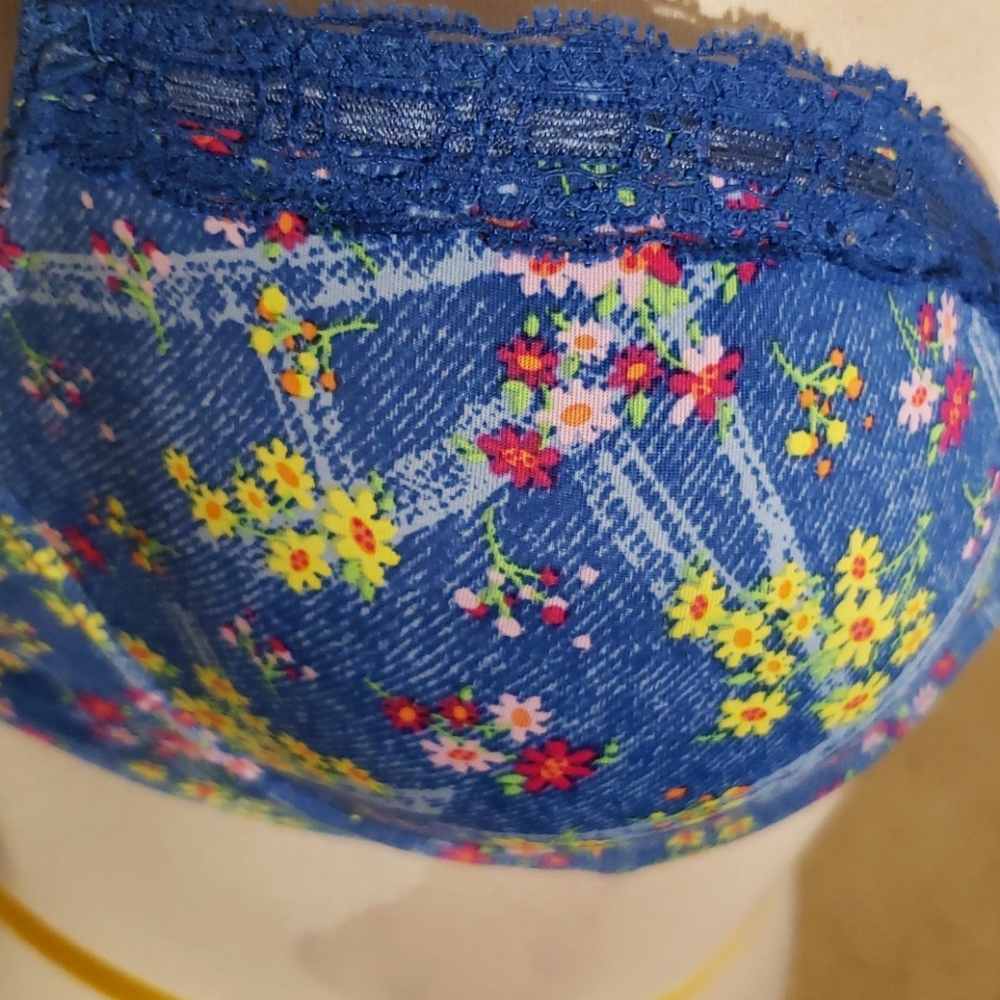 2 bras - Picture 14 of 16